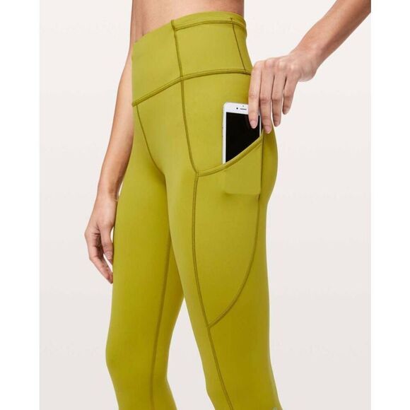 LULULEMON ATHLETICA Fast Free Tight 28' (Non Reflective) in Golden Lime Size 2 - Picture 3 of 7